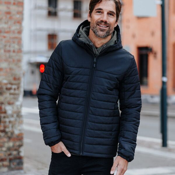 Nautilus quilted hooded jacket Thumbnail